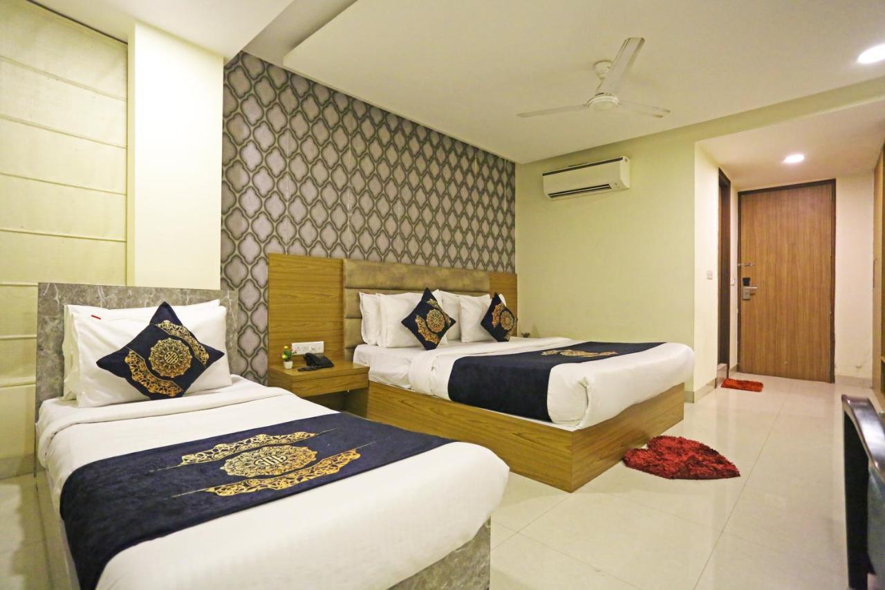 Hotel D'Capitol - Delhi Airport New Delhi Eksteriør billede